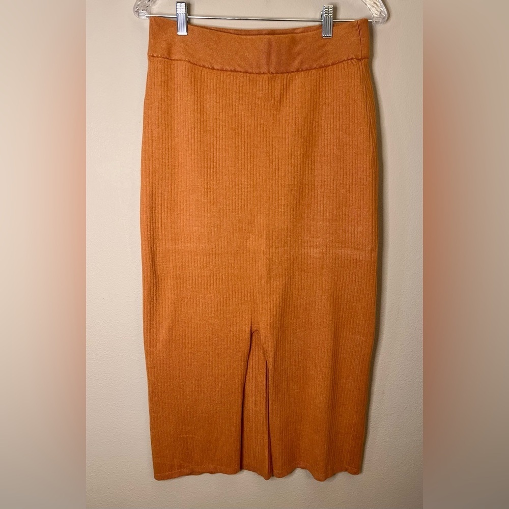 NWOT Express Sweater Pencil Skirt